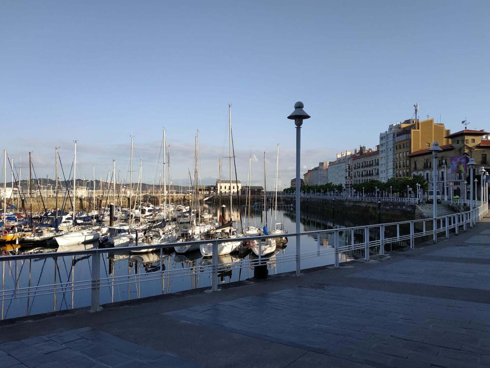 El Rincon Del Puerto Apartment กิฮอน ภายนอก รูปภาพ
